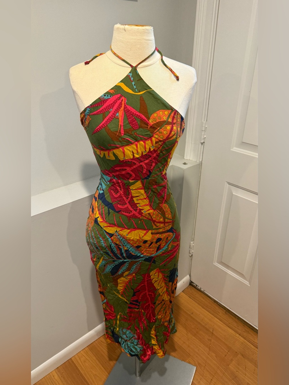 Olivaceous tropical dress NWT (3)